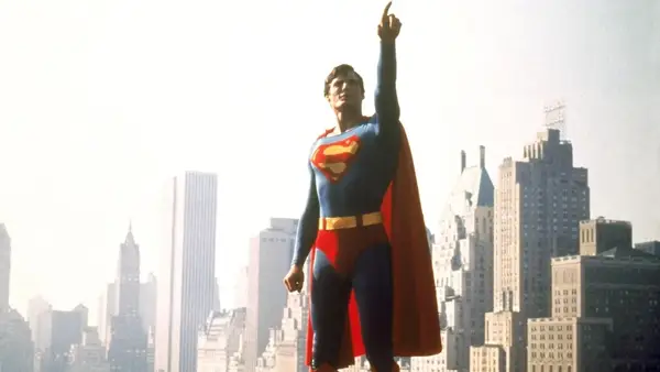 Grand / Man: Christopher Reeves Courage and Strength são imortalizados no primeiro trailer da Warner Bros. Doc