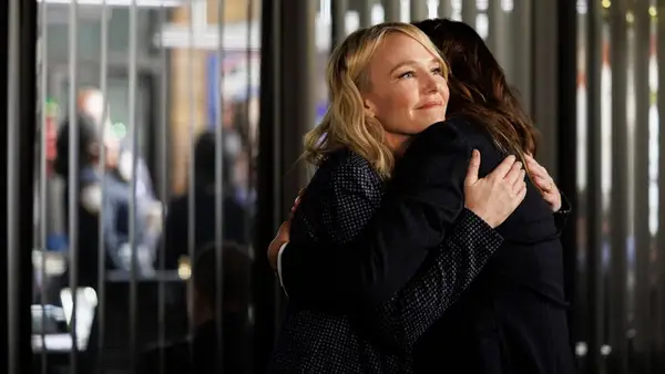 Come SVU dice addio al personaggio di Kelli Giddish Amanda Rollins (foto)