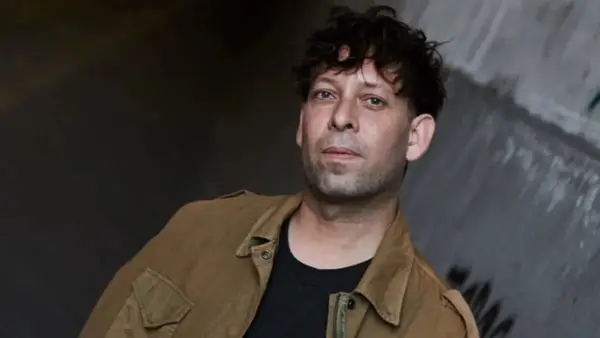 Luis Vásquez, cantor e compositor conhecido como Lua Sofra, morre aos 44