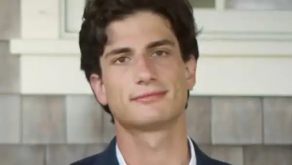 Le petit-fils de JFK, Jack Schlossberg, explique enfin sa catastrophe sur les réseaux sociaux: une petite facilité