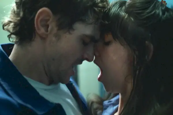 11 scene di sesso più hot del 2025: da Alison Brie in 'Together' a Micheal B. Jordan in 'Sinners