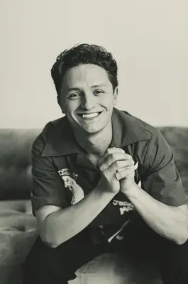 Connor Wood ne tire pas les lignes de forage dans les premiers fibs