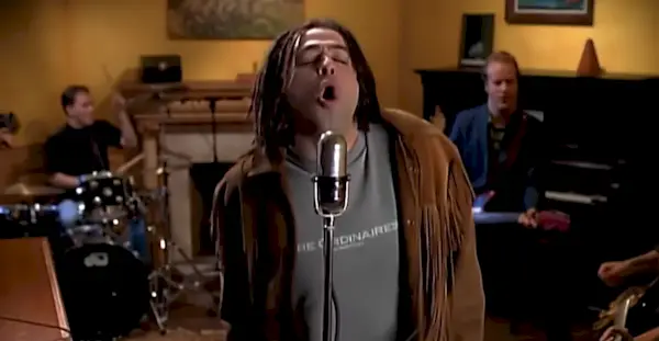 Diffusez-le ou ignorez-le : « Compter les corbeaux : m'avez-vous vu récemment ? » Sur HBO Max, où Adam Duritz évalue Mr. Jones Heyday et l'héritage polarisant de son groupe