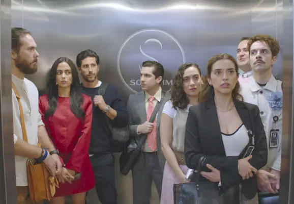 Diffusez-le ou ignorez-le : « Love From 9 To 5 » sur Netflix, une comédie où deux personnes attirées l'une par l'autre s'affrontent pour devenir PDG d'une entreprise de lingerie