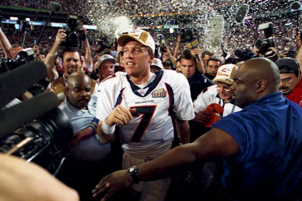 Elway des Broncos de la NFL