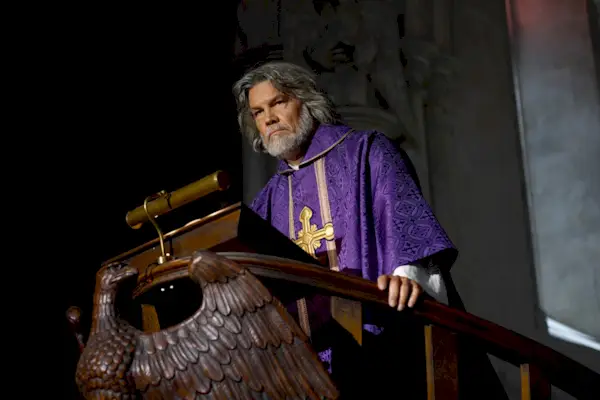 WAKE UP DEAD MAN, (alias WAKE UP DEAD MAN: A KNIVES OUT MYSTERY, alias KNIVES OUT 3), Josh Brolin, 2025.