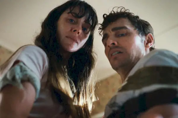 INSIEME, da sinistra: Alison Brie, Dave Franco, 2025.