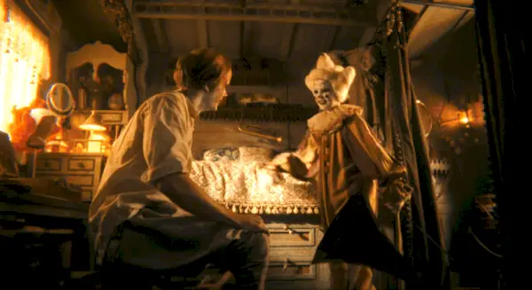 WILLKOMMEN BEI DERRY EP 7 FATHER DAUGHTER HUG