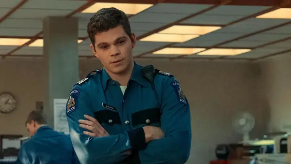 Daniel Diemer as Scott on 