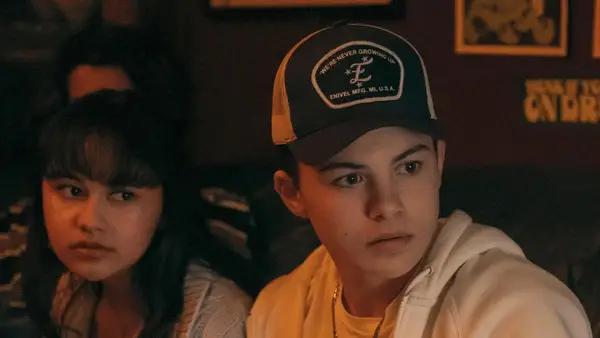 Isabella Leon as Samara, Javon Walton as Warren G. on 