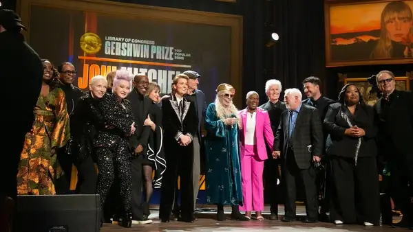 A 5ª temporada nominal está muito perdida após a morte de Cassie, diz o ator Sanjeev Bhaskar