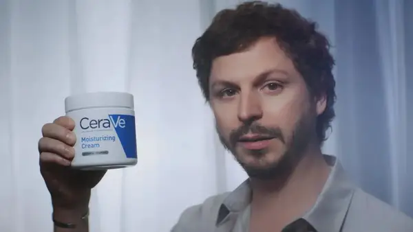 Matt Damon pesa Dunkin 'Donuts do anúncio do Super Bowl: esta não é minha ideia