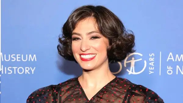 Melissa Villaseñor explica que dejó SNL para concentrarse en mi salud mental después de los ataques de pánico