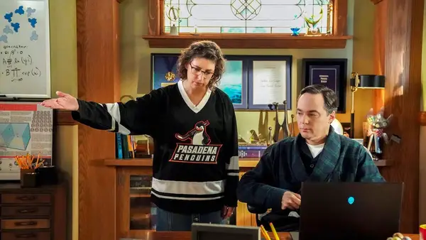 O jovem EP Sheldon diz que o spin-off de Georgie e Mandy terão a família Cooper ocasionalmente