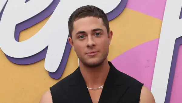 Ich hatte noch nie den Direktor von Never, Kabir Akhtar glaubt, dass die Tür für mehr indische indische Shows offen ist