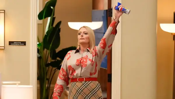 A atriz de Nonla Lauren Ashes revelou o suposto comportamento de seu caráter e a reação violenta que teve que perder peso