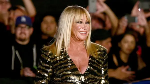 Suzanne Somers, uma atriz comercial de três fases, morreu aos 76 anos de idade