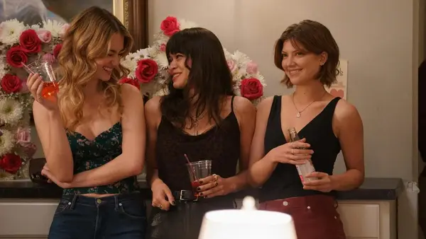 Dimmi e il personaggio: chi è nell'adeguamento dei fumatori? (Foto)