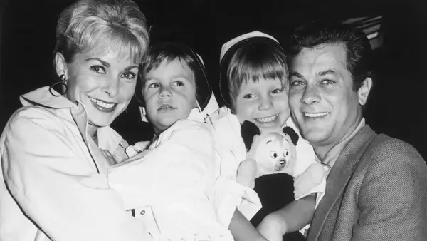 Jamie Lee Curtis und 54 weitere Stars, die Teil einer schauspielerischen Dynastie sind (Fotos)