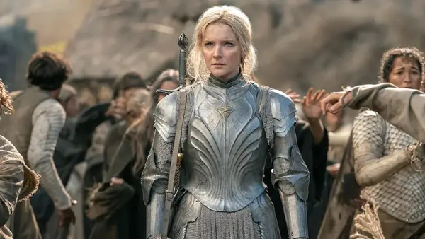 Nazanin Boniadi von Power Rings erklärt, warum das Spielen von Bronwyn ihr Gefühl stimuliert hat