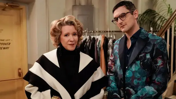 À la fin de la troisième saison des meurtres uniquement dans le bâtiment: et le meurtrier est ..