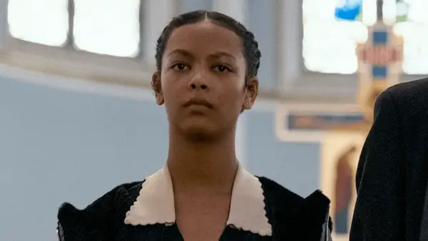 Fall des Hauses Usher: Wer interpretiert wer in der Netflix -Serie?