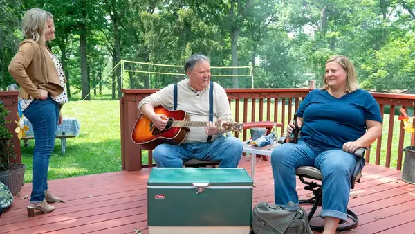 somebody-somewhere-mary-catherine-garrison-mike-hagerty-bridget-everett-season-1-hbo