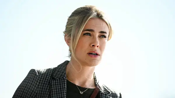 Melissa Roxburgh as Dory Shaw on 