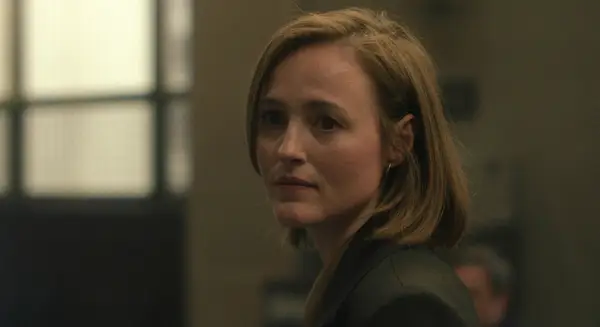 Renate Reinsve as Carolyn Polhemus in 