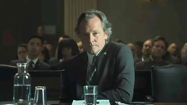 Peter Sarsgaard as Tommy Molto in 