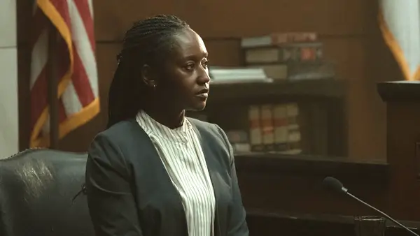 Lieferführer und Charakter von mutmaßlich Innocent: Wer spielt wen im Rechts Thriller?