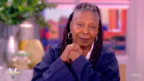 The View: Whoopi lucha por contener las lágrimas después de una alegre sorpresa de Make-A-Wish