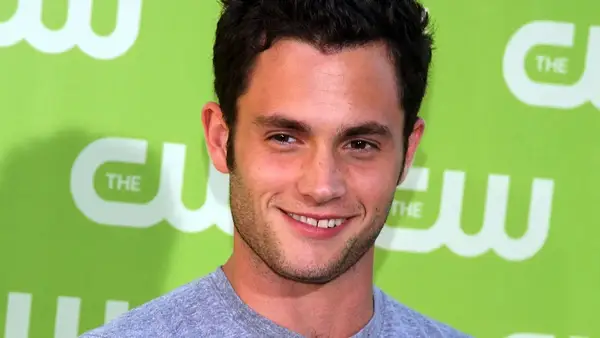 Penn Badgley im Laufe der Jahre: Von Klatschmädchen zu dir (Fotos)