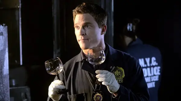 Mike Doyle as Forensics Technician Ryan O