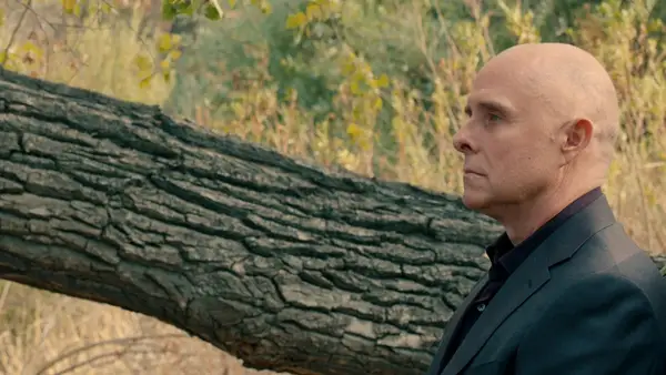 Paul Schulze as Miller in 