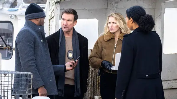 La star du FBI Shantel Vansanten a été surpris par la grande taille du plus réduit: avons-nous un avion?