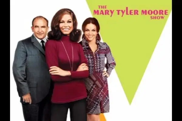 12 klassische Programme, die Sie nicht wussten, dass Mary Tyler Moore hinter der Szene involviert war (Fotos)