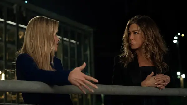 Die Morning Show EP packt den Aussehen der dritten Staffel aus systemischem Rassismus in den Medien (Video)