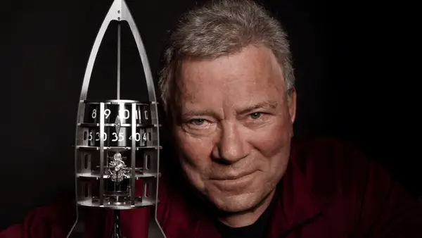 William Shatner porta una scena della porta della morte del capitano Kirk