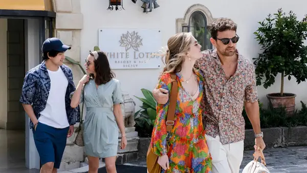 O guia de personagens de Lotus branco da 2ª temporada da 2ª temporada (foto)