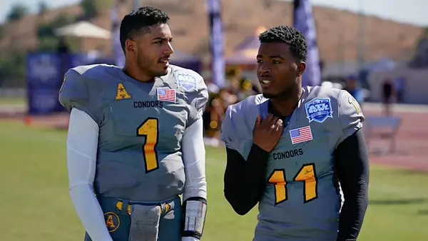 All American Showrunner sagt, dass Taye Diggs trotz des schockierenden Ausstiegs zurückkehren könnte