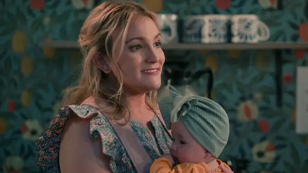 Jamie Lynn Spears as Noreen