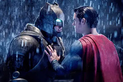 BATMAN V SUPERMAN: DAWN OF JUSTICE, from left: Ben Affleck as Batman, Henry Cavill as Superman,
