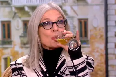 Diane Keaton causa um momento desagradável ao dizer Alysa Farah Griffin, que deveria ficar longe de mim