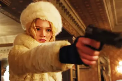 Anna de Luc Besson tire le Top 10 de Netflix. Vos bras disent-ils au revoir aux pauvres?