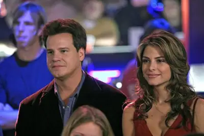 Lembre -se do papel dos loucos que Maria Menoun interpretou em uma colina de árvores