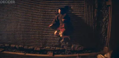 SHOGUN 102 SHOGUN 102 Yabu and his samurai slice up Blackthorne’s guards; Yabu frees him