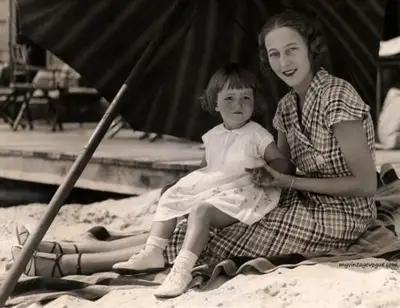 Quem era a misteriosa irmã loira de Jane em cinco atos?