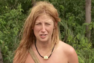 Naked and Tears XL: 5 ans plus tard et les auteurs honoraires sont un événement défini par le spectacle