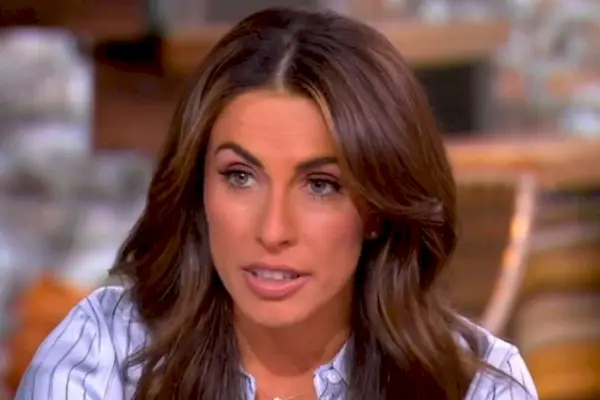 « The View » : l’absence mystérieuse d’Alyssa Farah Griffin est enfin expliquée par Whoopi Goldberg